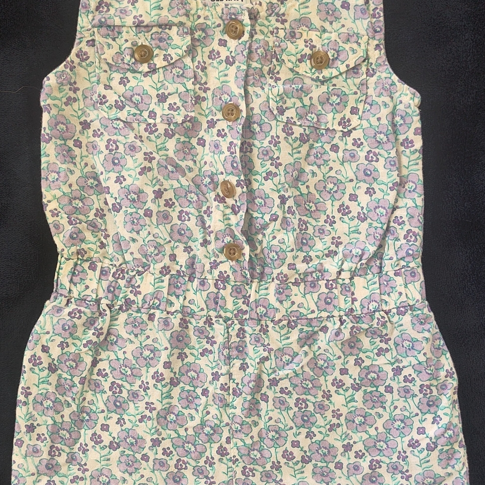 Floral Sleeveless Button-Up Jumper